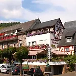 Moselromantik-hotel Zum Loewen Отель 3*