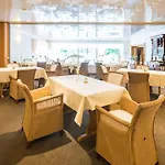 Moselromantik-hotel Zum Loewen Отель 3*