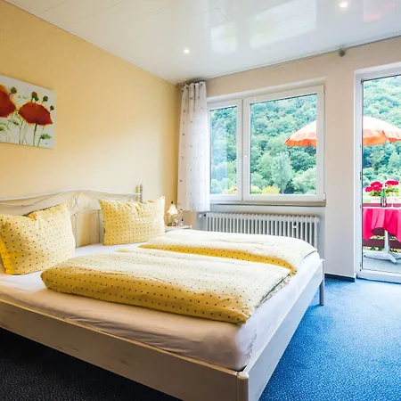 Moselromantik-hotel Zum Loewen Ediger-Eller