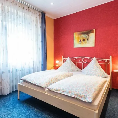 Moselromantik-hotel Zum Loewen 3* Эдигер-Эллер