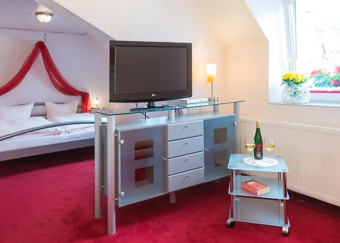 Moselromantik-hotel Zum Loewen Ediger-Eller