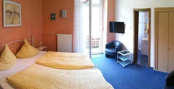 Hotel Moselromantik-hotel Zum Loewen Ediger-Eller